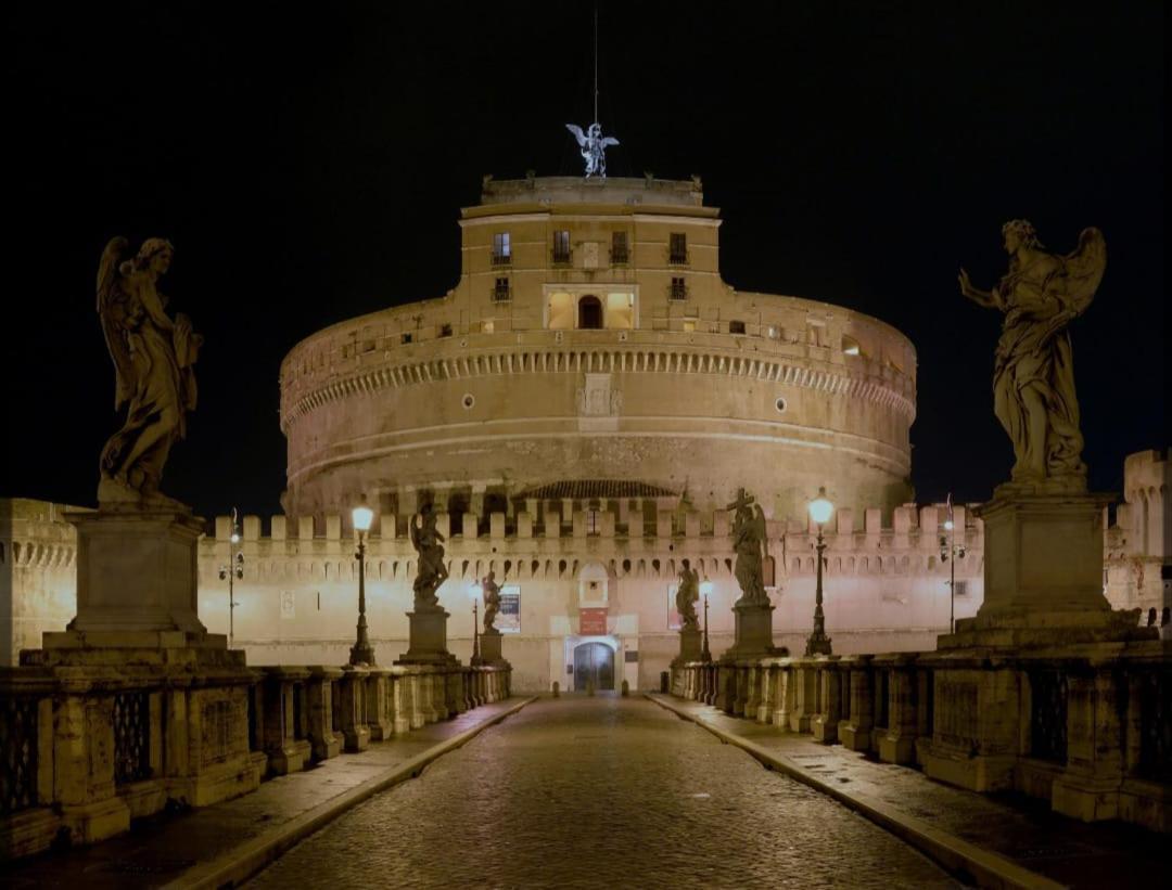 Saint Peter & Giulio Cesare Apartment